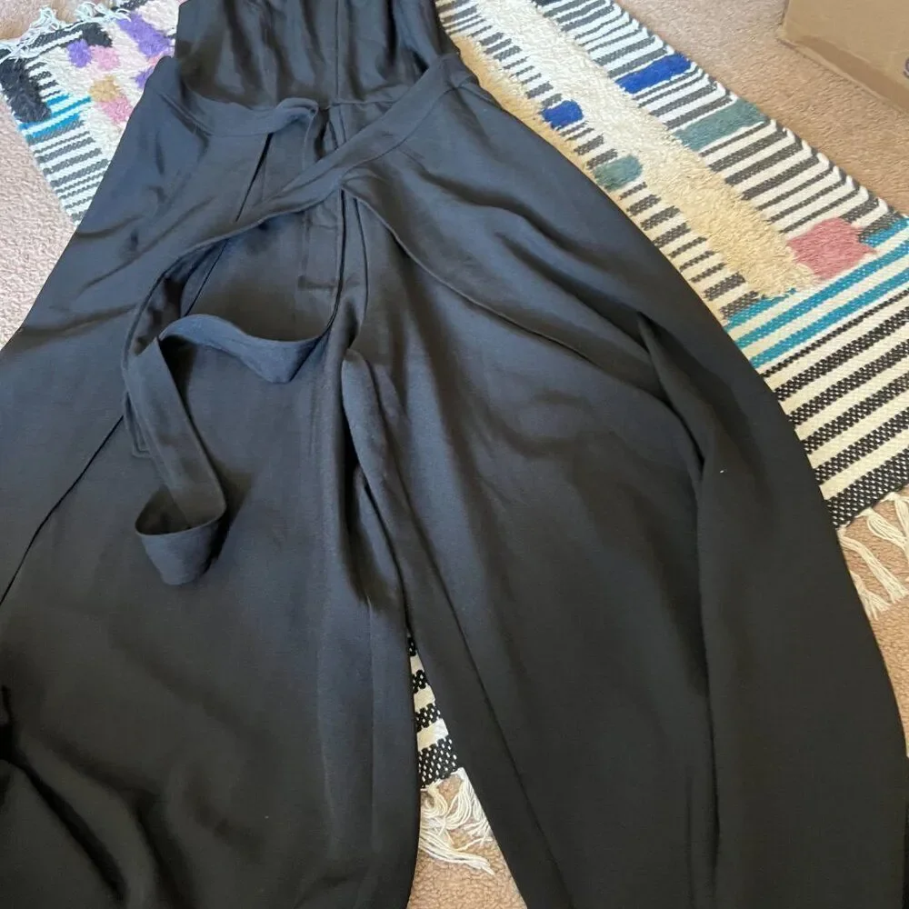 Julia Jordan Waist Tie High Neck JumpsuitBlack‎ Size 4